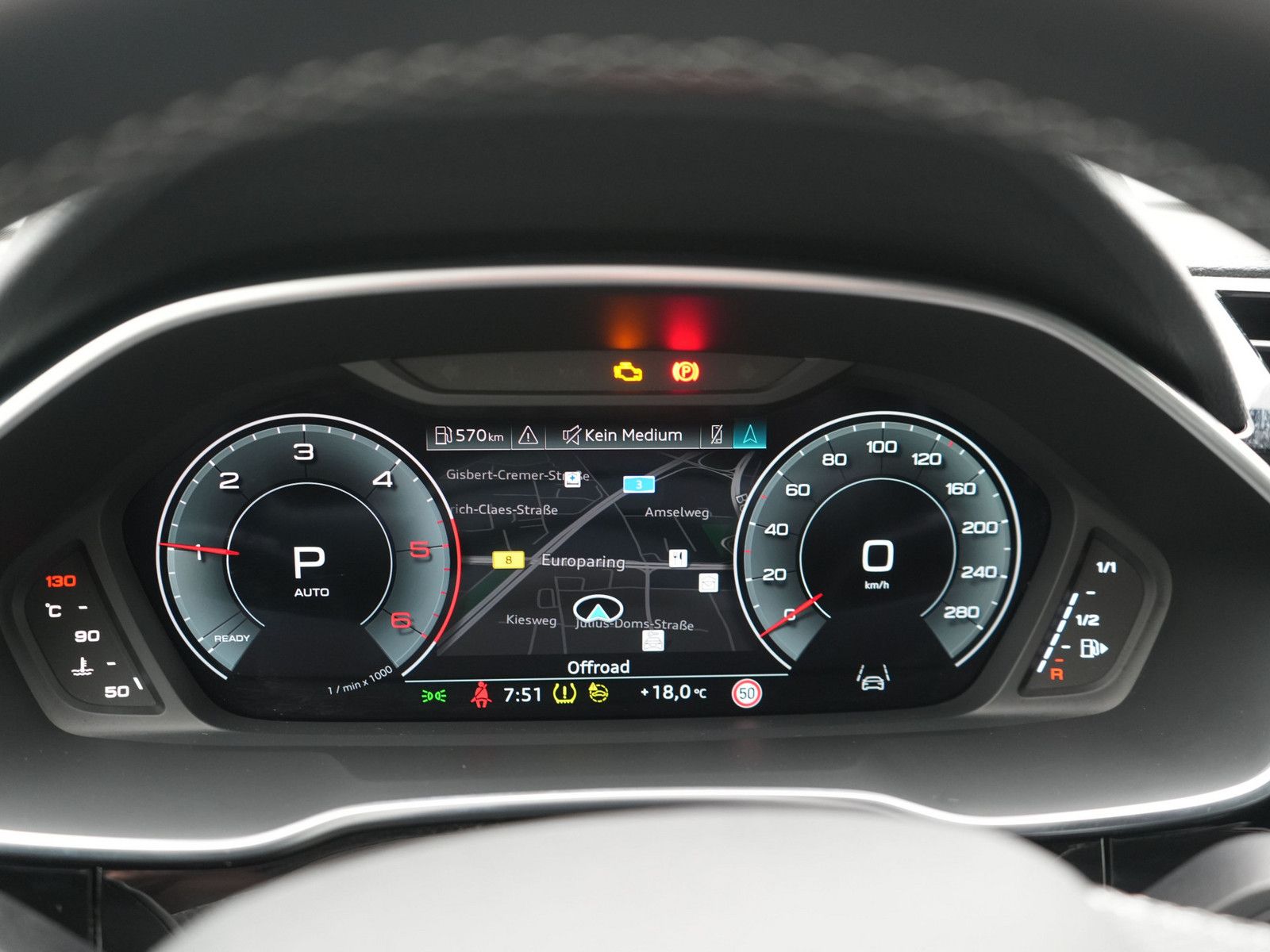 Audi Q3 quattro - Samsaru's Car Outlet