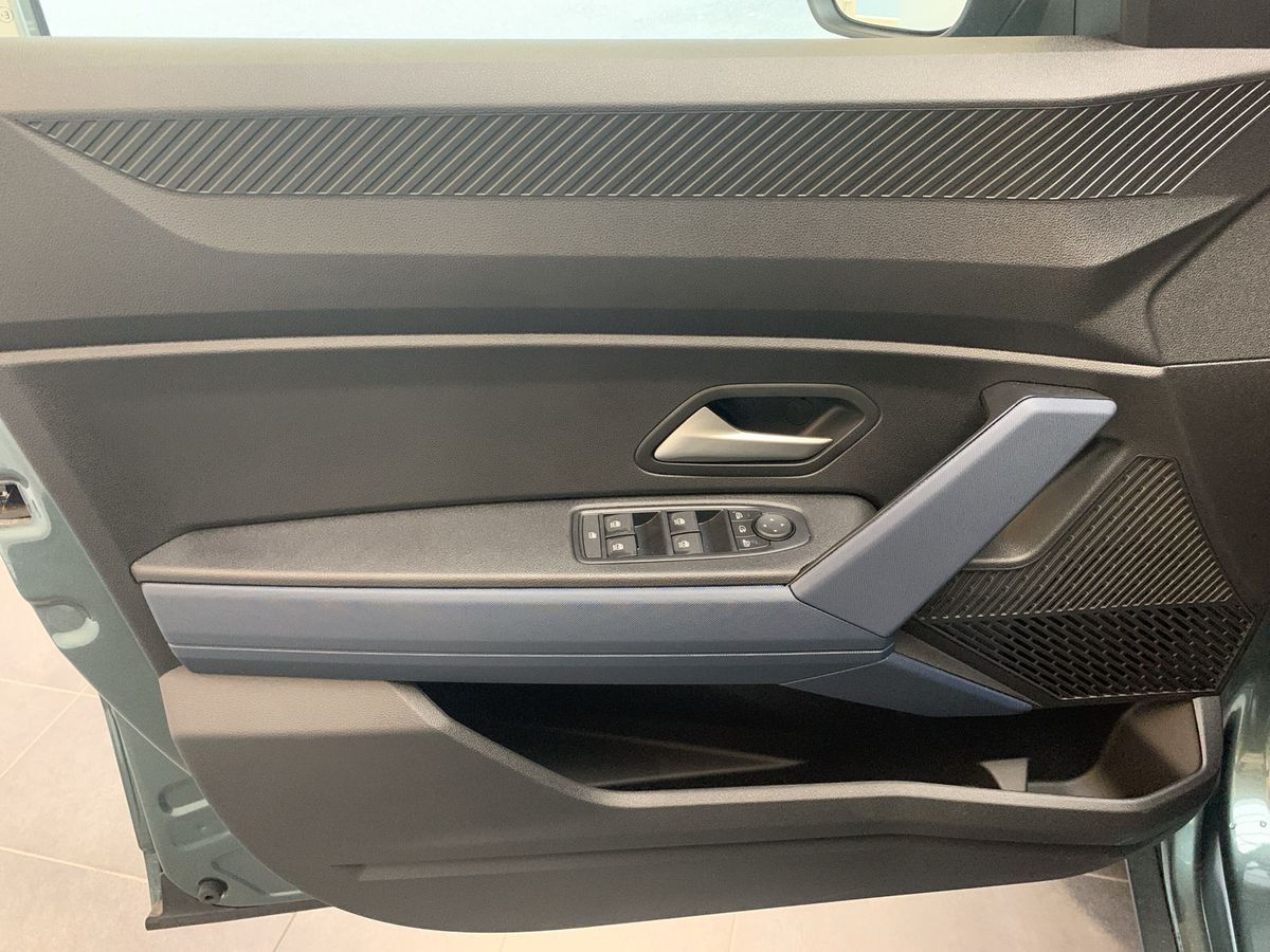 Dacia DUSTER JOURNEY HYBRID 140 - Samsaru's Car Outlet