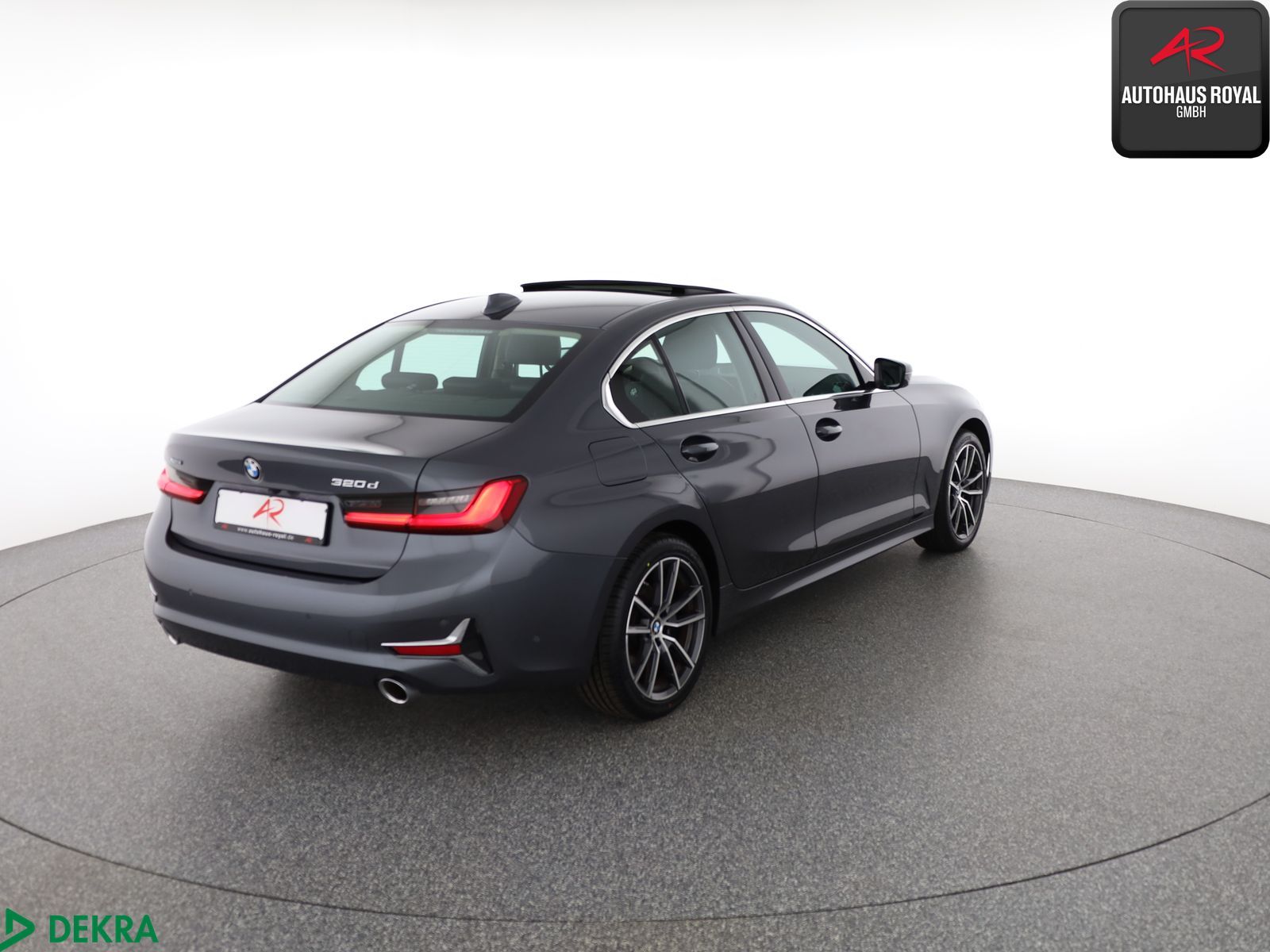 BMW 320 d xDrive LUXURY LINE GLASDACH,ACC,KAMERA,18Z
