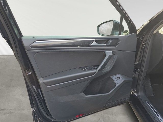 Volkswagen Tiguan Elegance 2.0 TDI DSG - Samsaru's Car Outlet