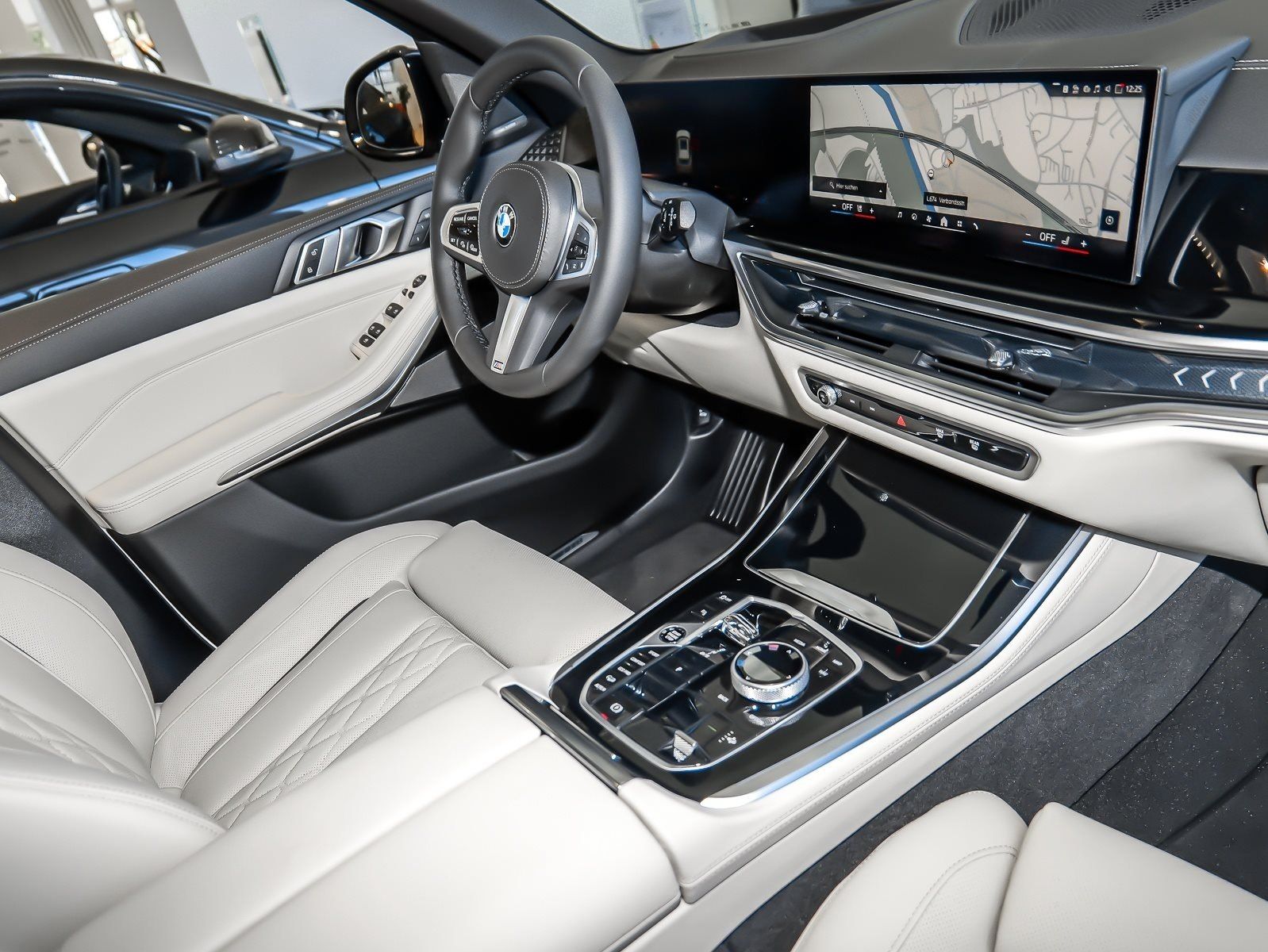 BMW X5 xDrive40d MSportPro PANO HUD AHK DAPro Massag