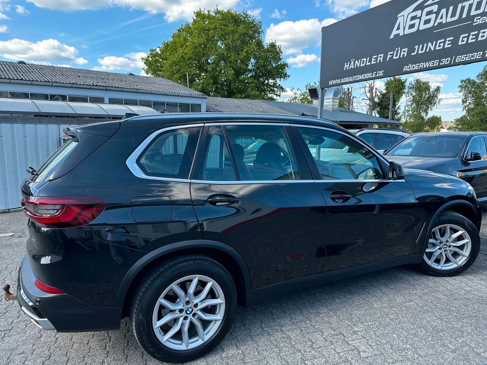 BMW X5 xDr45e xLine PANO*B&W*ACC*HUD*KomfSitz*Laser