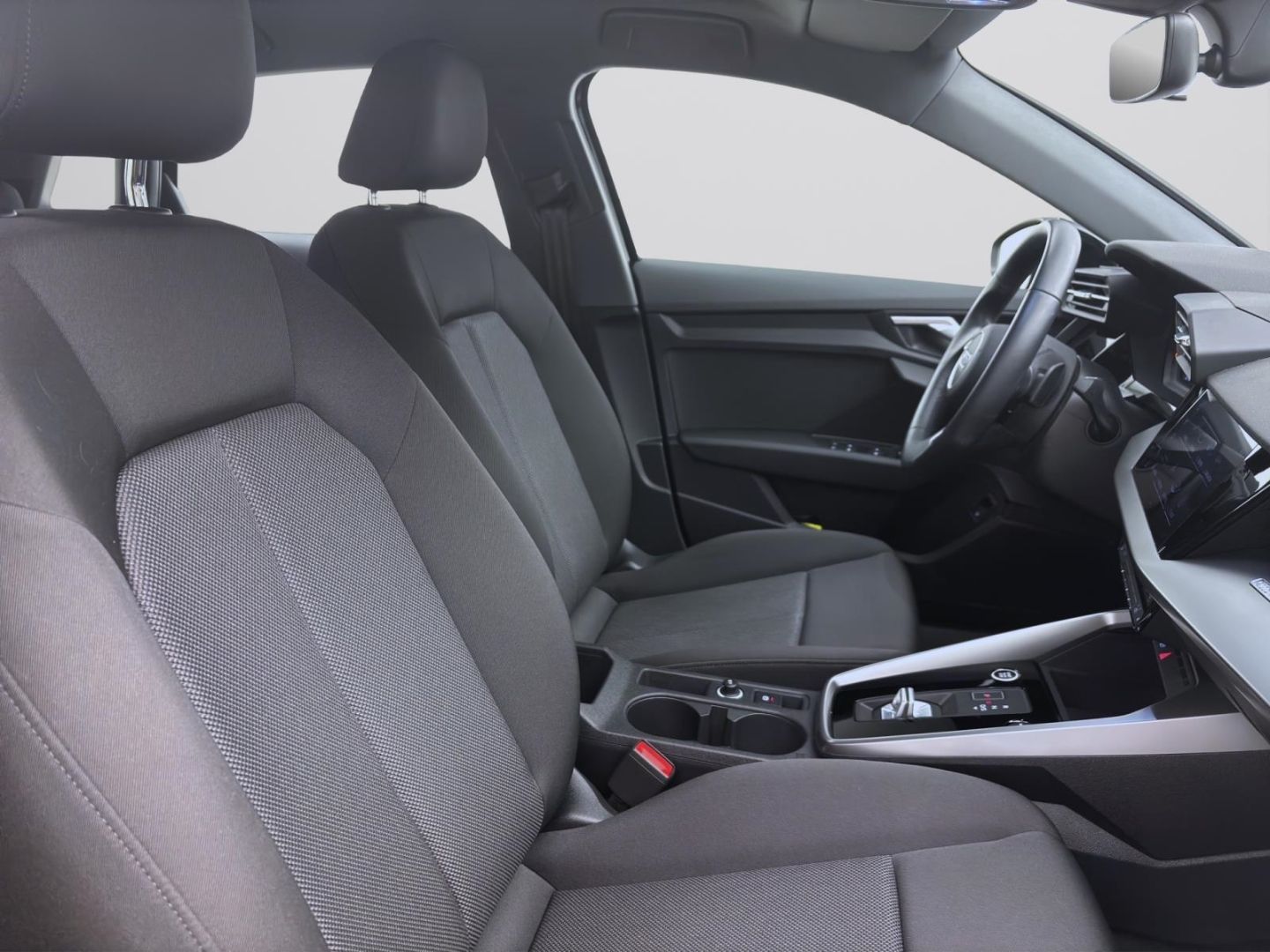 Audi A3 Sportback 40 TFSIe PDC SITZHZG KLIMA LM16