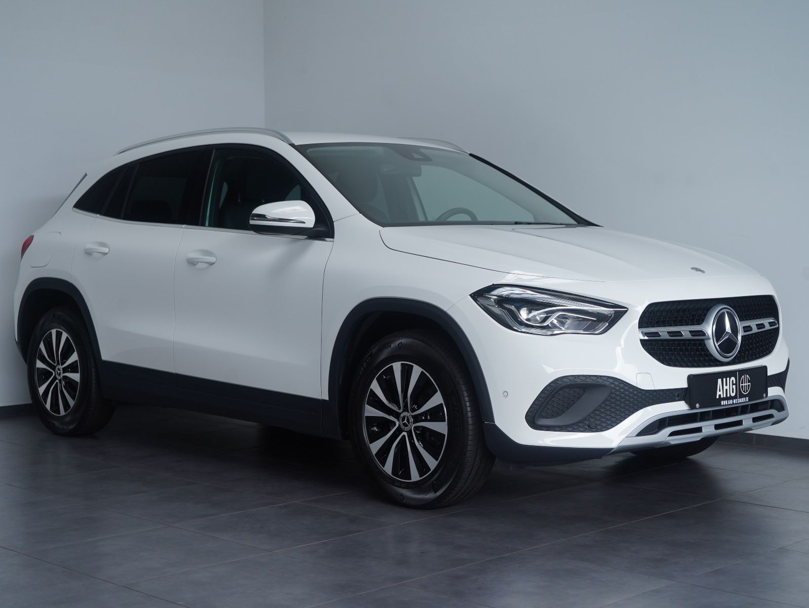 Mercedes-Benz GLA 250 e LED/NAVI/KAMERA