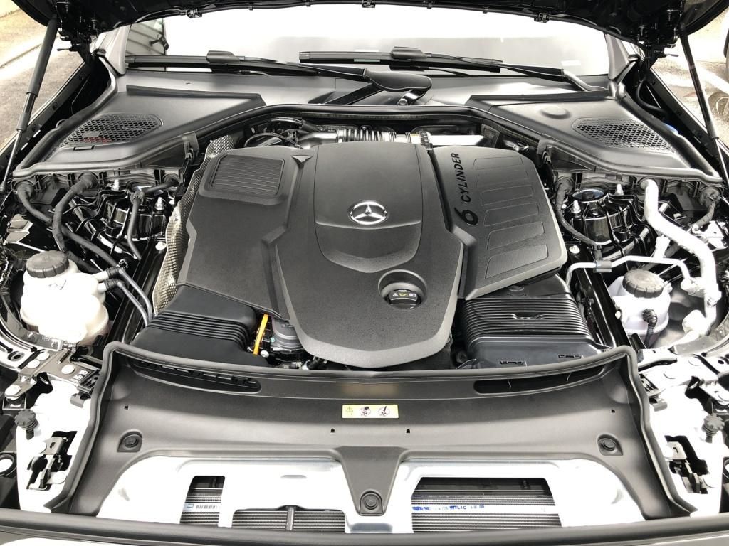 Mercedes-Benz E 450 d 4MATIC AMG+ILS+MBUX+Superscreen+Burm+HUD