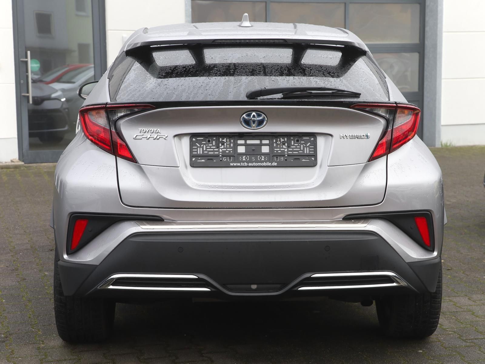 Toyota C-HR 2.0 Hybrid - Samsaru's Car Outlet
