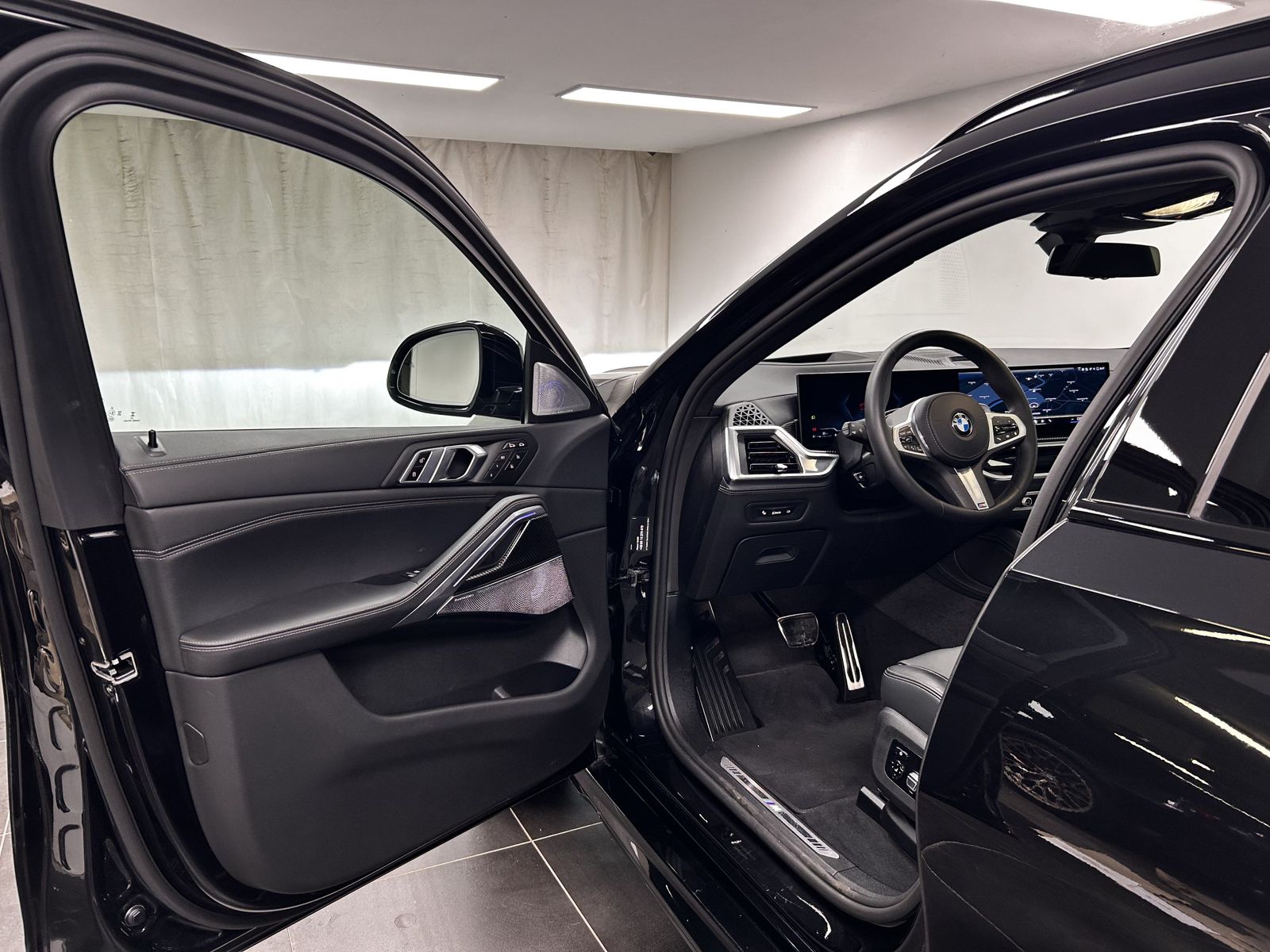 BMW X6 xDrive40d M Sportpaket Pro Pano. B&W AHK DAB