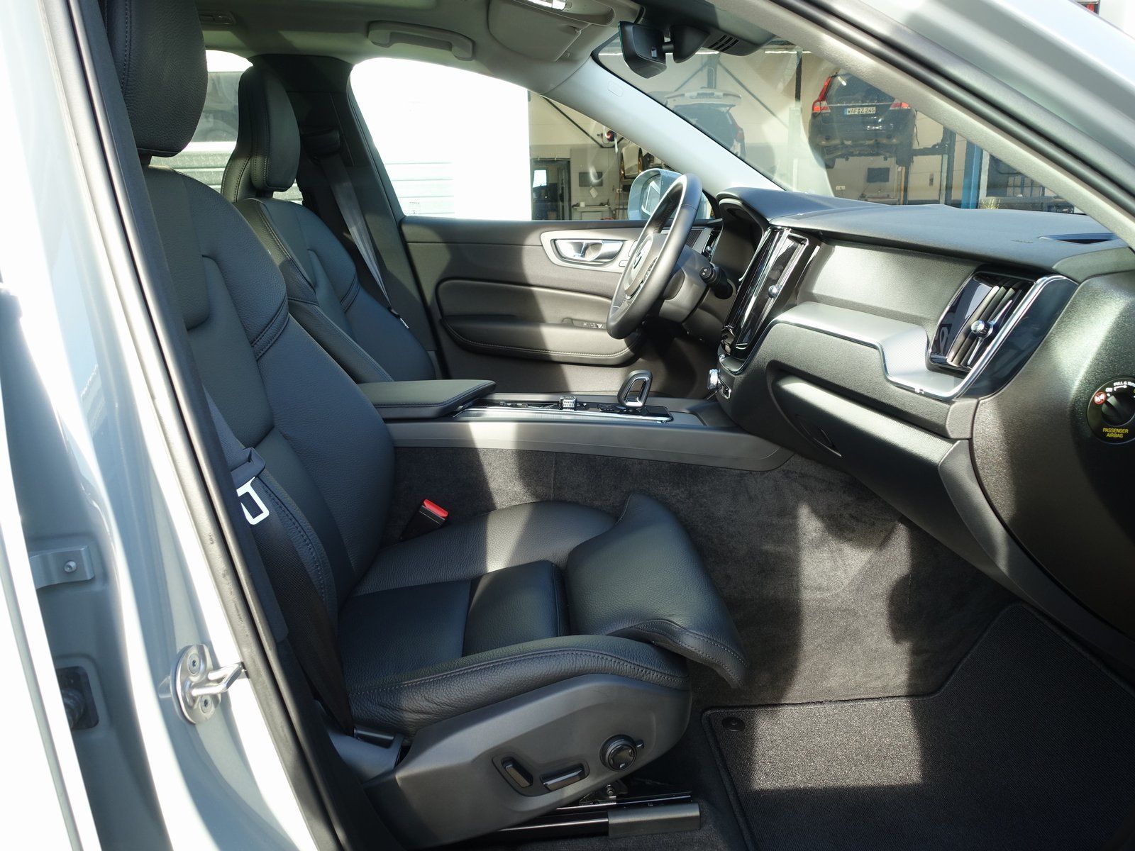 Volvo XC60 Plus T6 AWD Plug-in Hybrid/Four-C/AHK