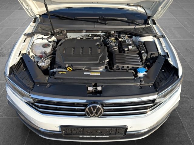 Volkswagen Passat Alltrack 2.0TDI 4M Matrix/AHK/360°/Navi P