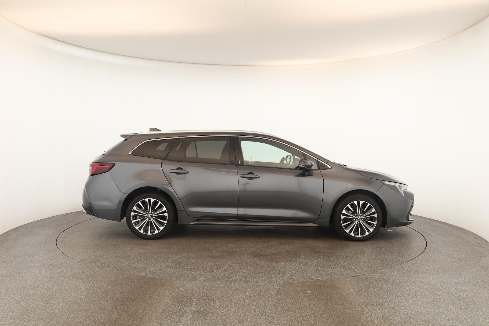 Toyota Corolla Touring Sports 1.8 CVT Team D Navi Kam