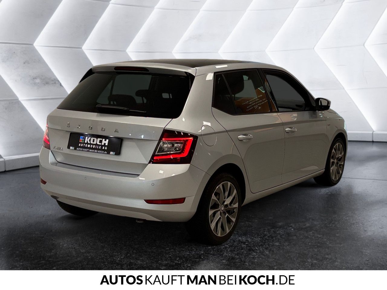 Skoda Fabia 1.0 TSI DSG - Samsaru's Car Outlet