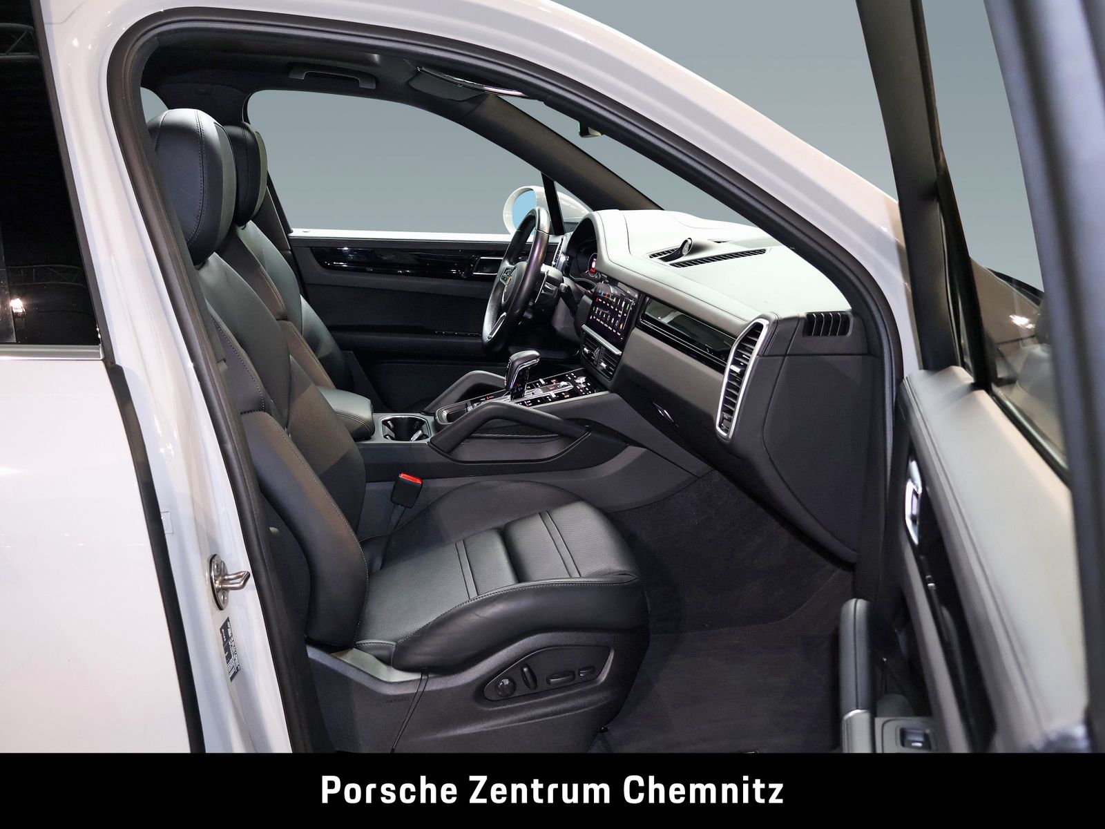 Porsche Cayenne E-Hybrid Luft;Pano;BOSE;Sitzbelüft.;14-W
