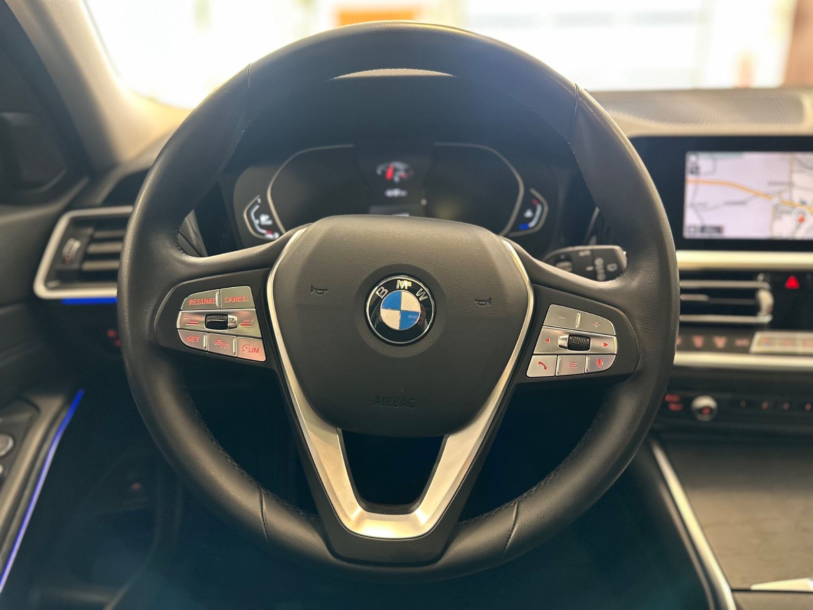 BMW 320d xDrive LCP+ - Samsaru's Car Outlet