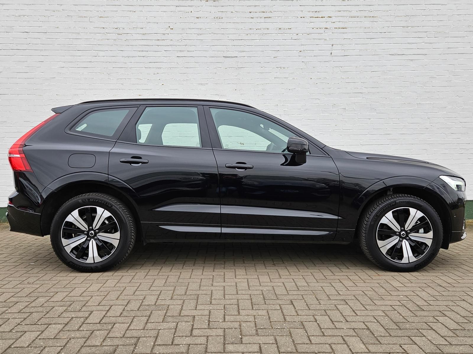 Volvo XC60 T6 AWD Plus Dark*AHK*ACC*Panorama*360*