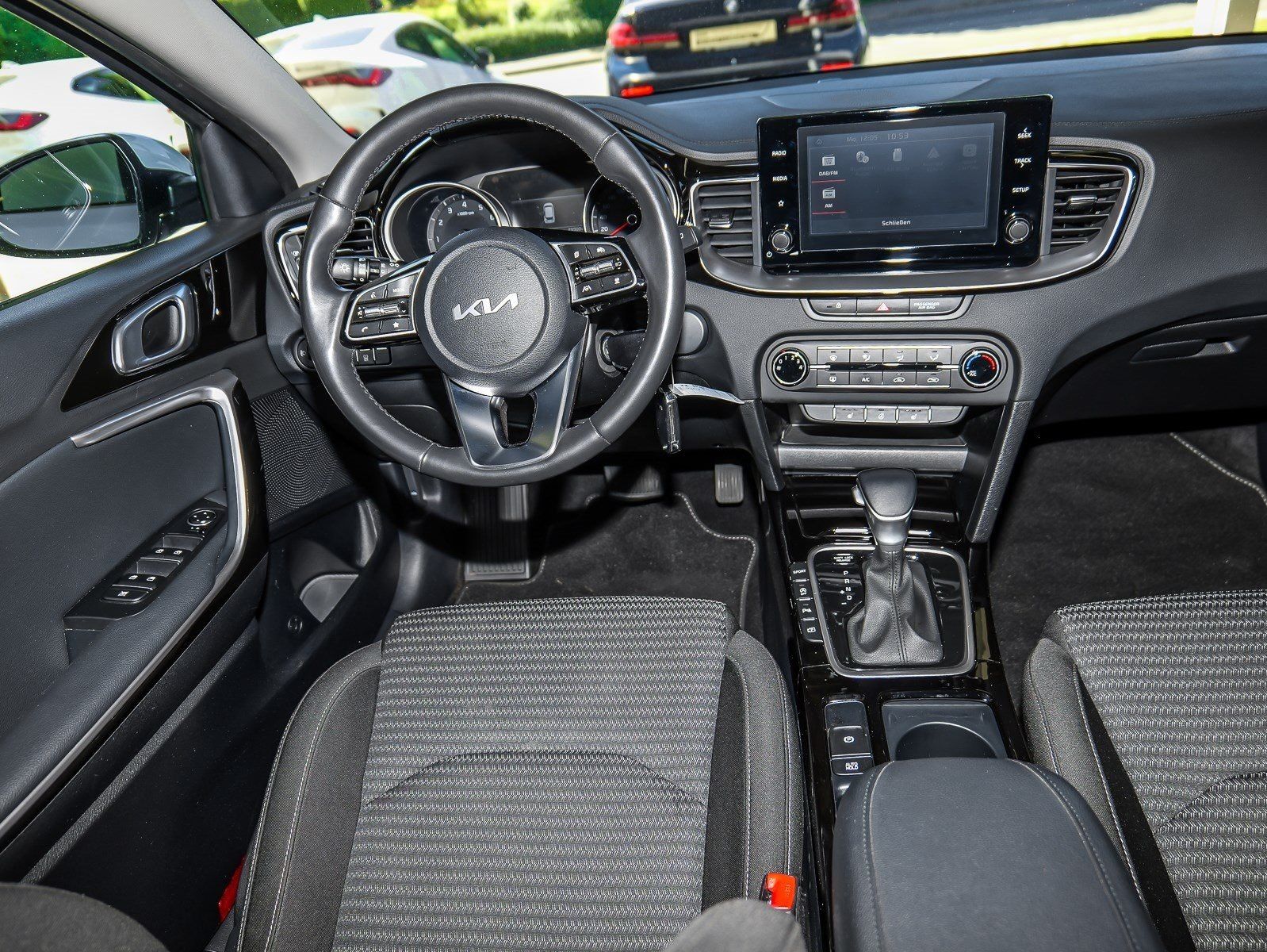 Kia Ceed Sportswagon Vision - Samsaru's Car Outlet