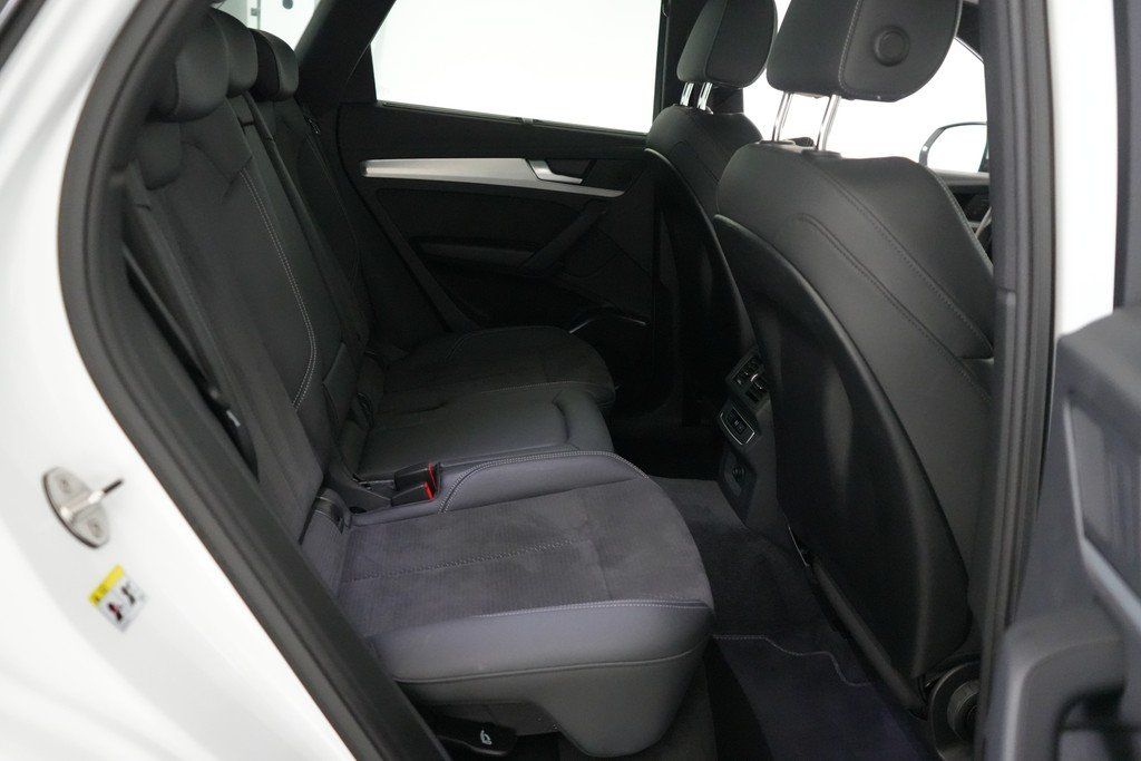 Audi Q5 55 TFSIe quattro S tronic S line AHK Pano