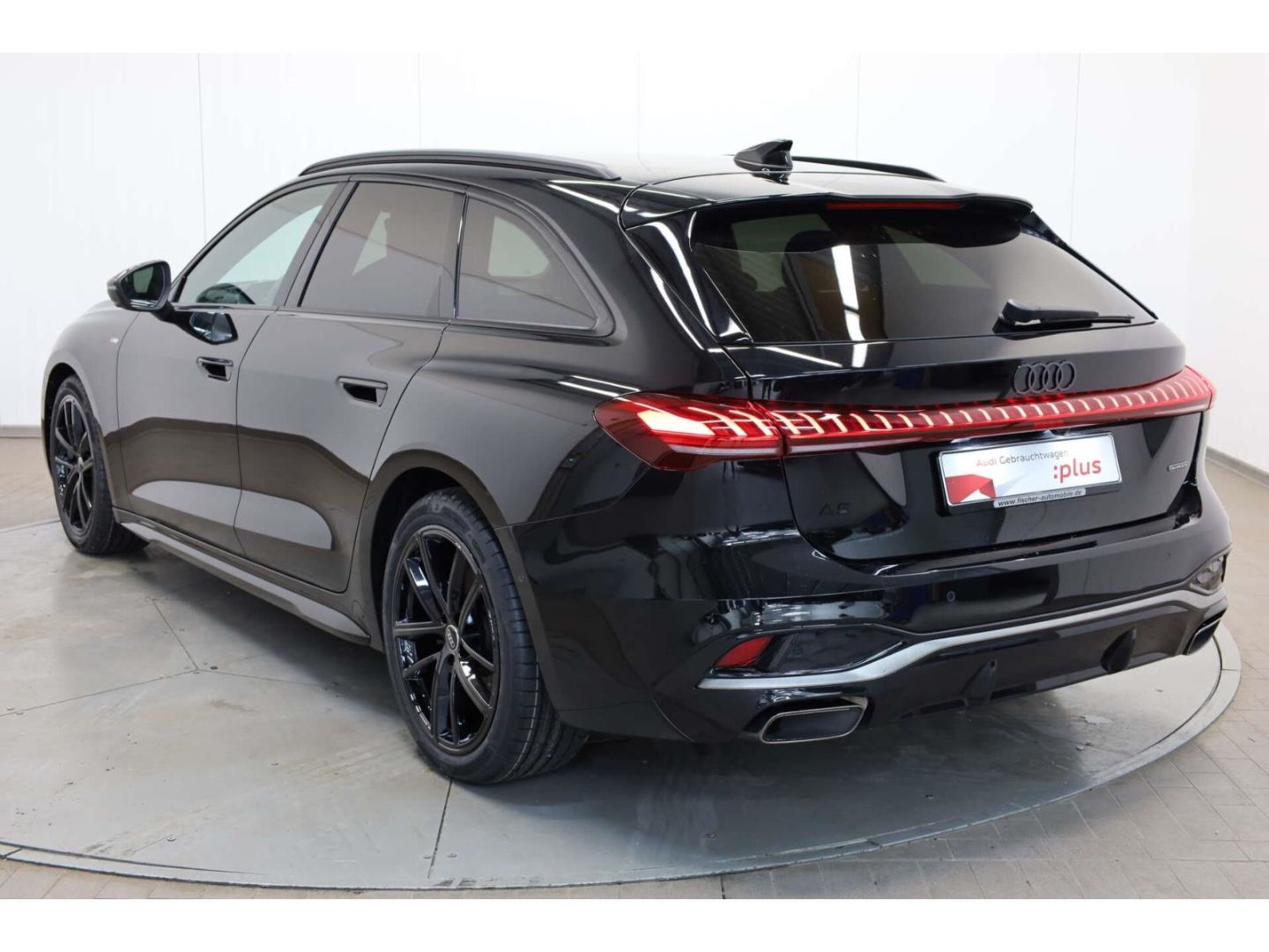 Audi A5 Avant TFSI quattro S line edition one AHK/19'