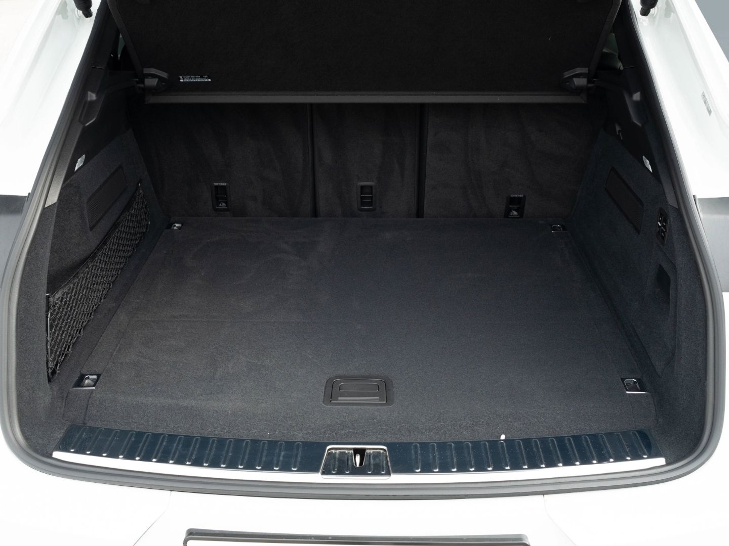 Porsche Cayenne E-Hybrid Coupe InnoDrive Surround View