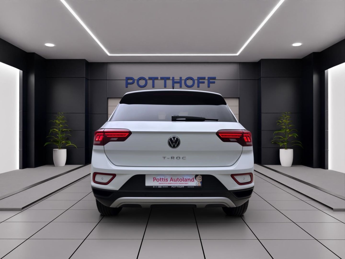 Volkswagen T-Roc 1.5 TSI DSG LIFE - Samsaru's Car Outlet
