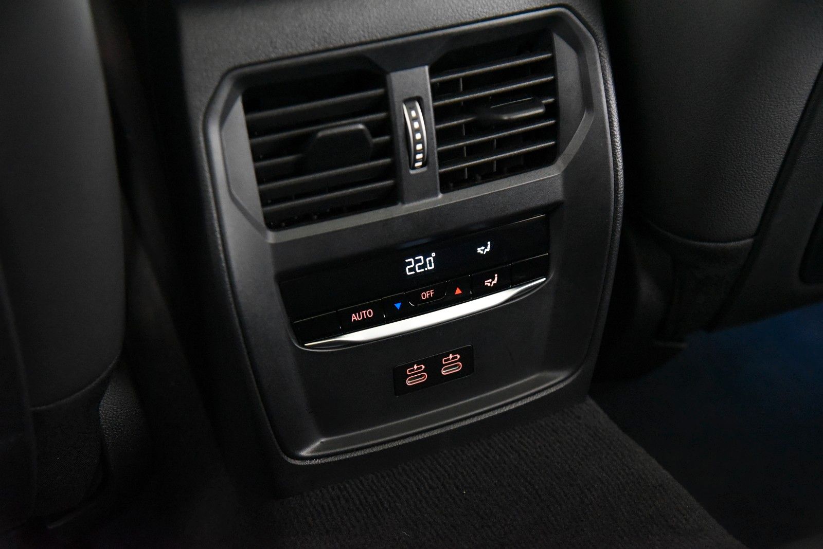 BMW 320d Touring xDrive M Sport - Samsaru's Car Outlet