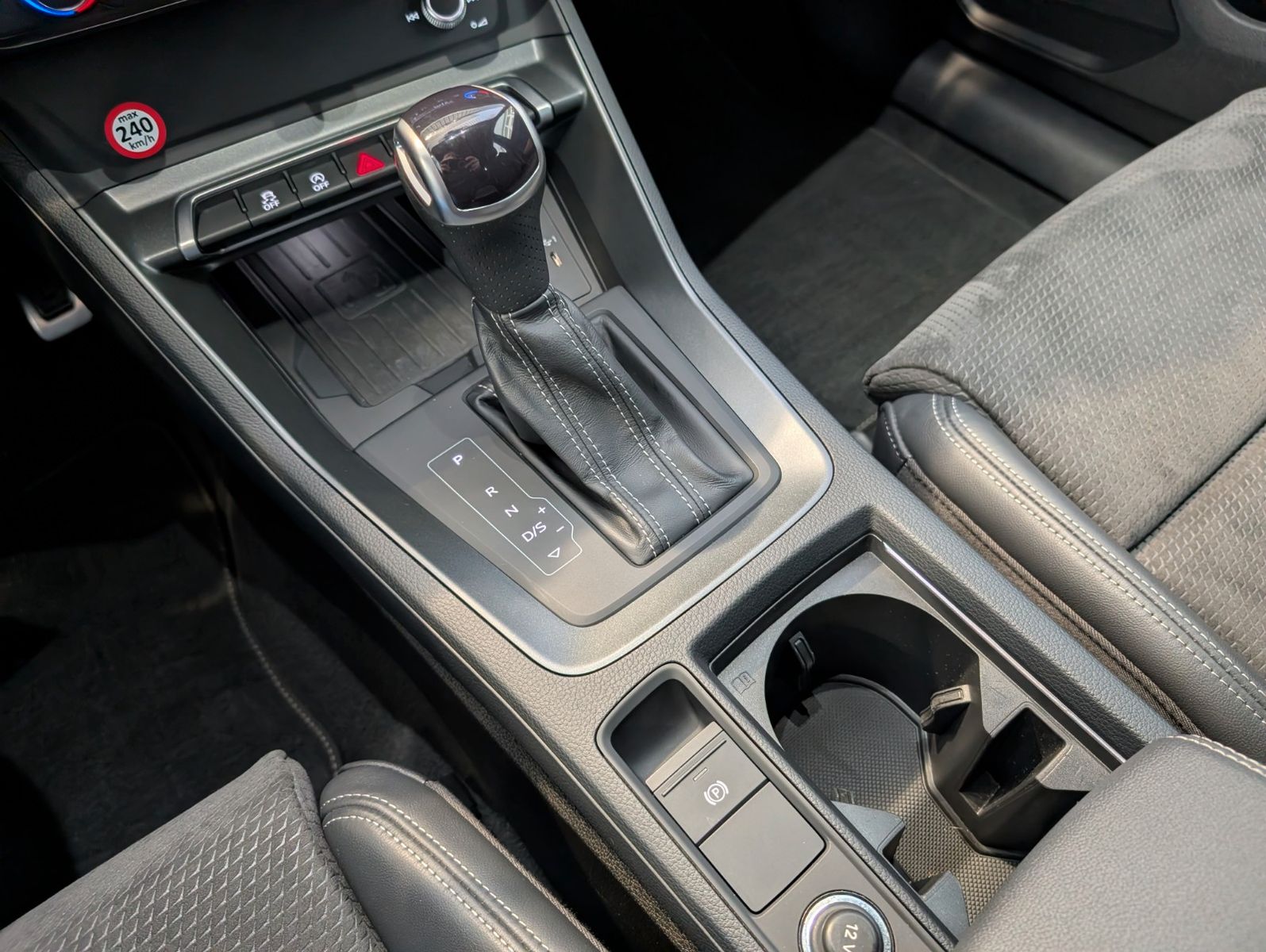 Audi Q3 35 TDI quattro S line*AHK*ACC*LED*Virtual*