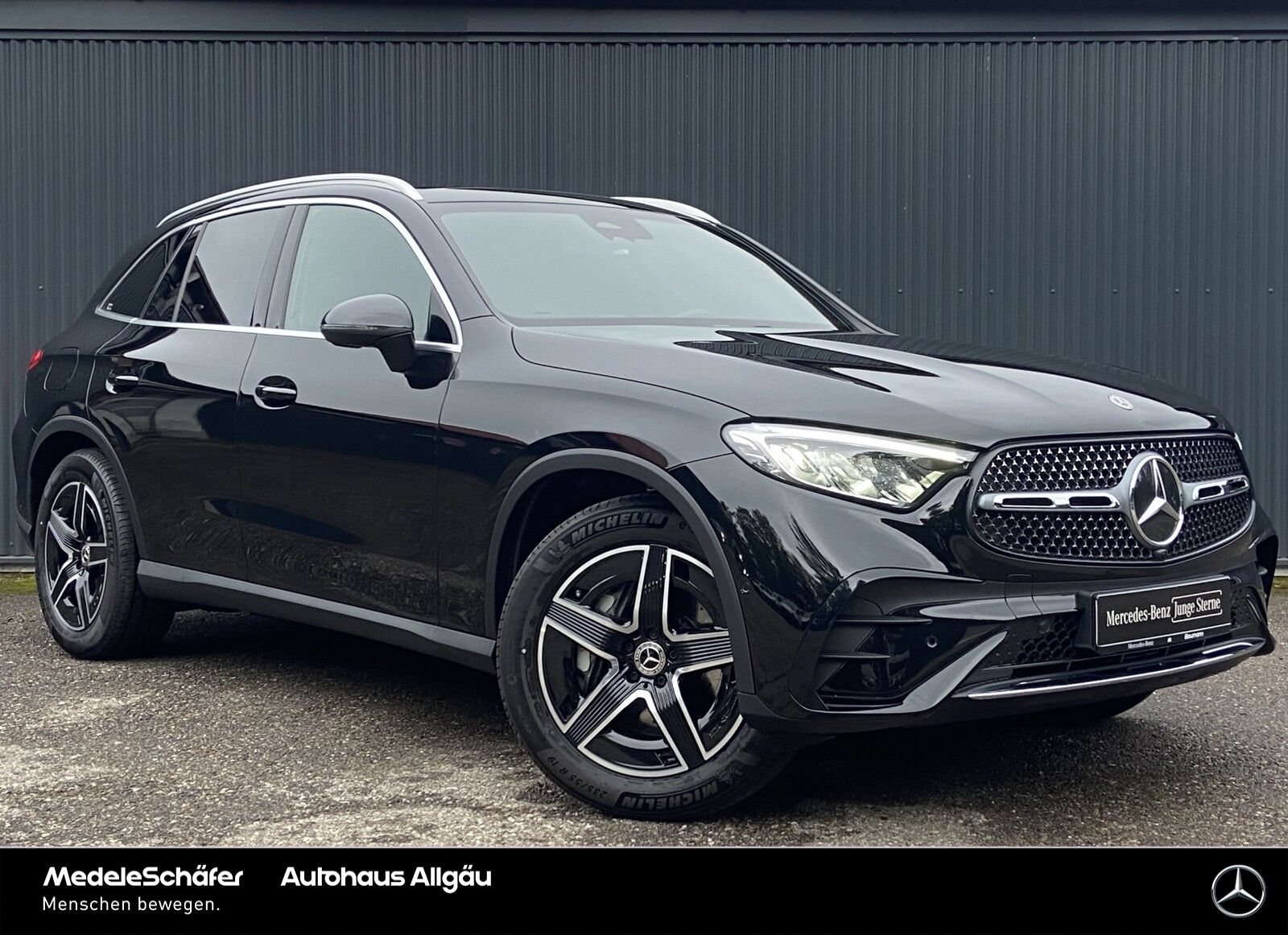 Mercedes-Benz GLC 200 4M AMG Pano AHK Memory Vorr.-Distronic
