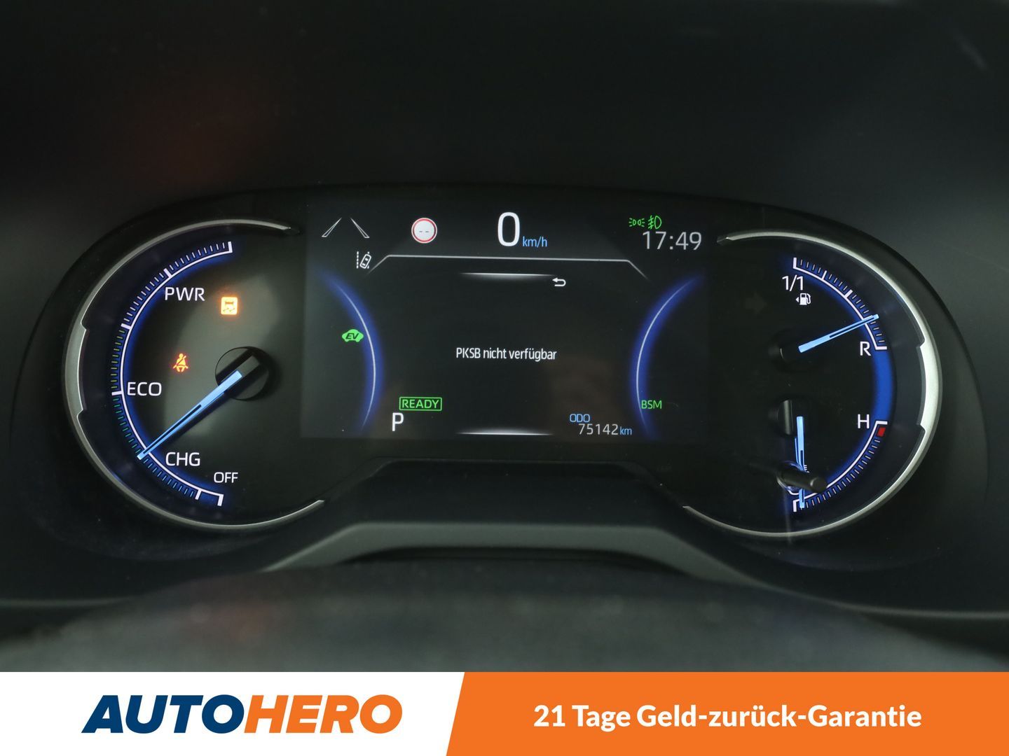 Toyota RAV 4 2.5 Hybrid 4x4 Lounge - Samsaru's Car Outlet