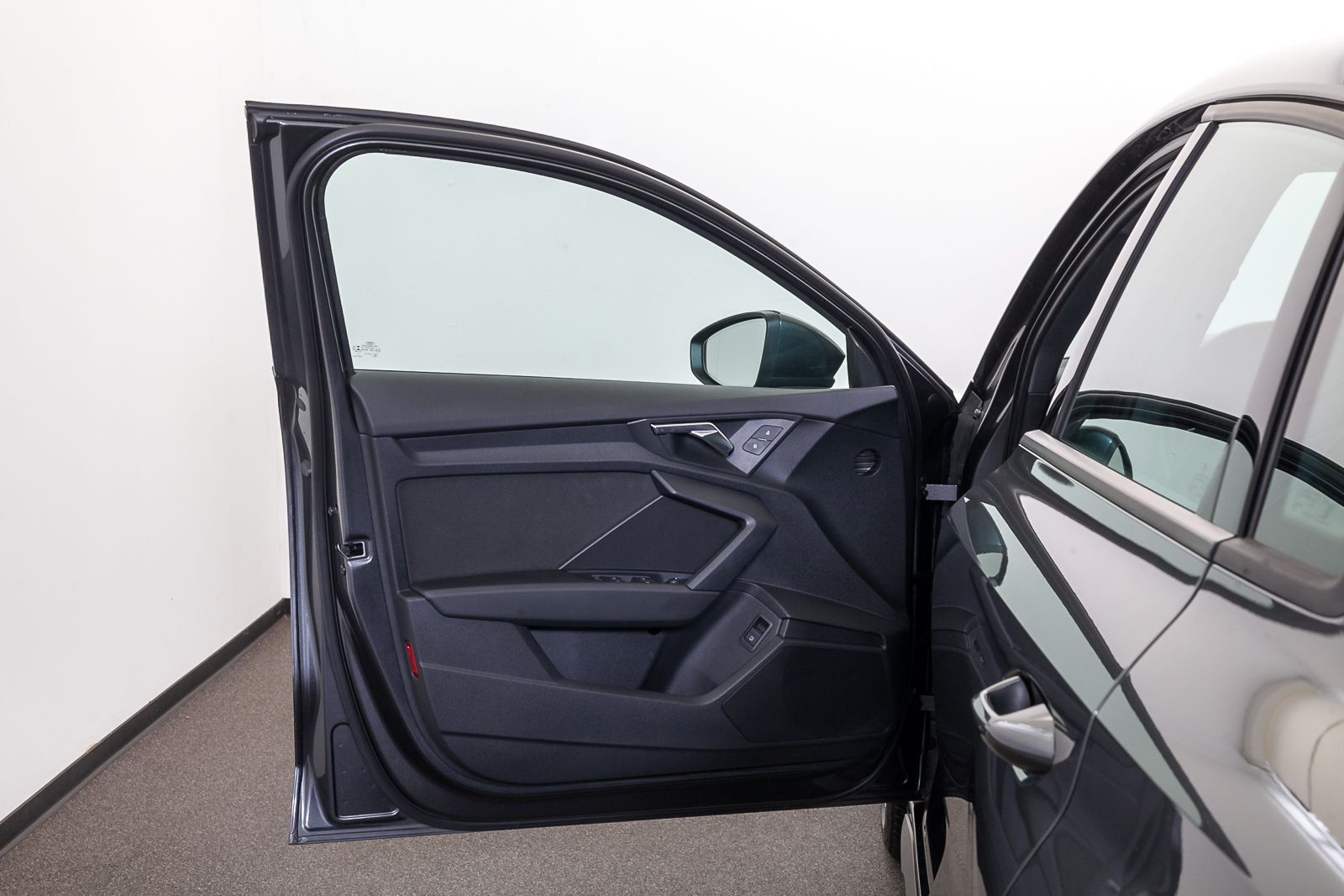 Audi A3 Sportback TFSI e S line - Samsaru's Car Outlet
