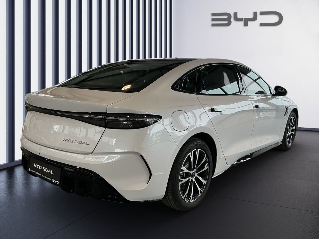 BYD Seal Comfort 360 AUT Kam. Navi PDC Pano SpurH