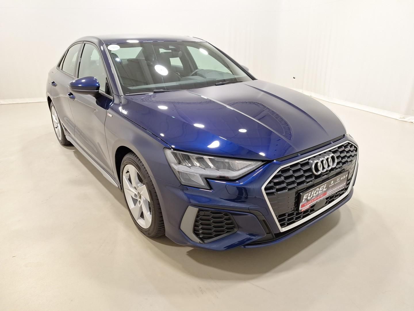 Audi A3 2.0 TDI 35 S tronic S-line ACC|Sound|Navi|LED