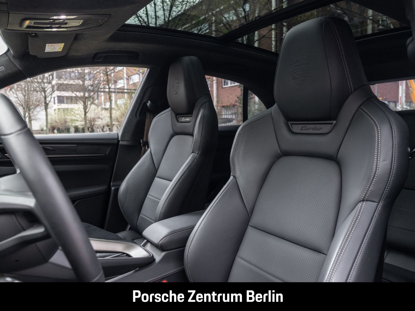 Porsche Macan Turbo HA-Lenkung Surround View 21-Zoll