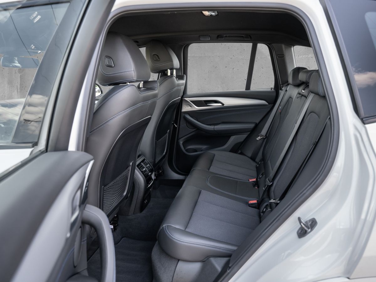 BMW X3 xDrive 20d M Sport - Samsaru's Car Outlet
