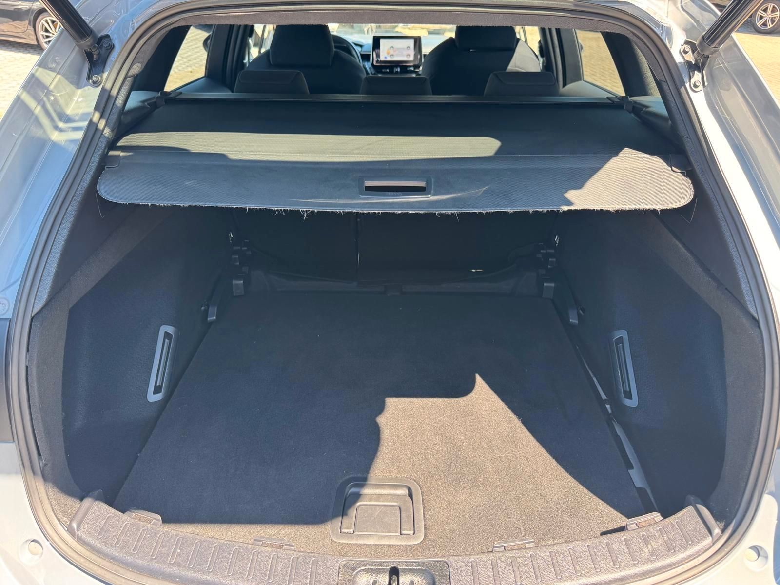 Toyota Corolla Touring Sports Hybrid Edition - Samsaru's Car Outlet