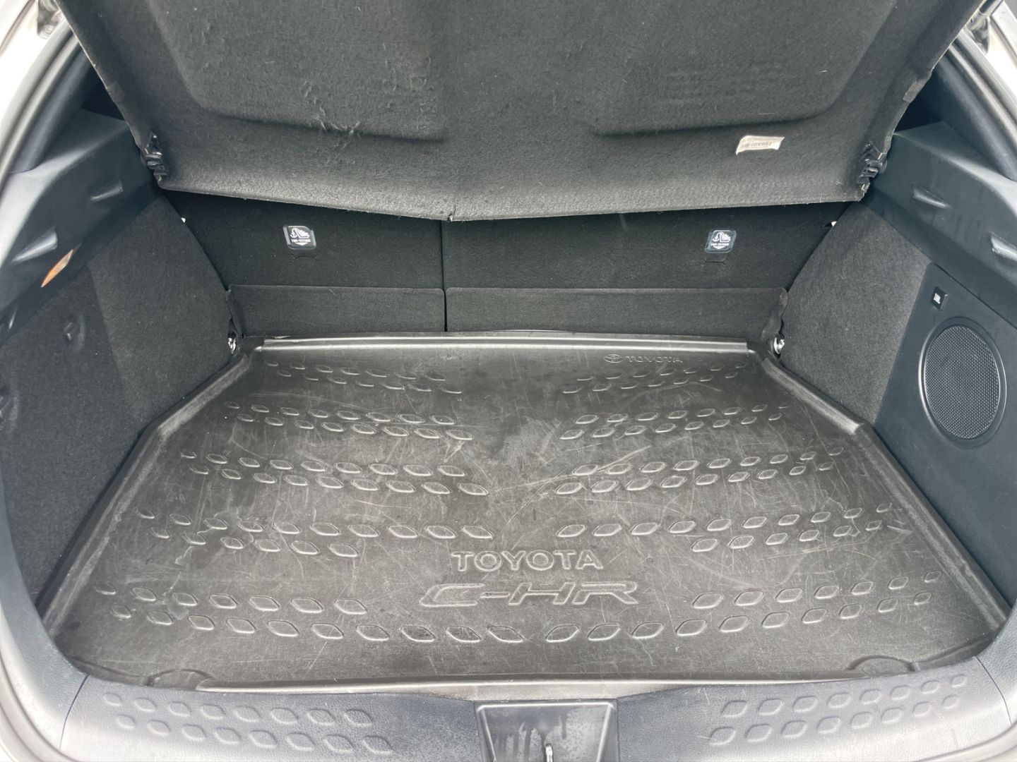 Toyota C-HR Hybrid GR Sport - Samsaru's Car Outlet