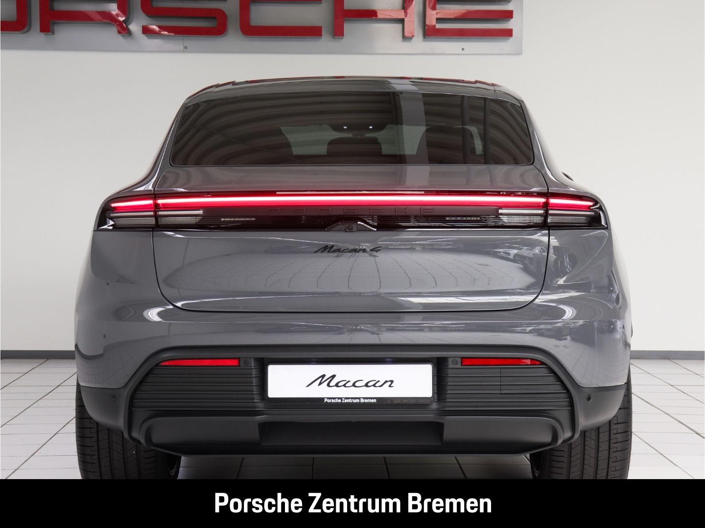 Porsche Macan Electric 4 Bose Matrix LED Panorama 22 Zol