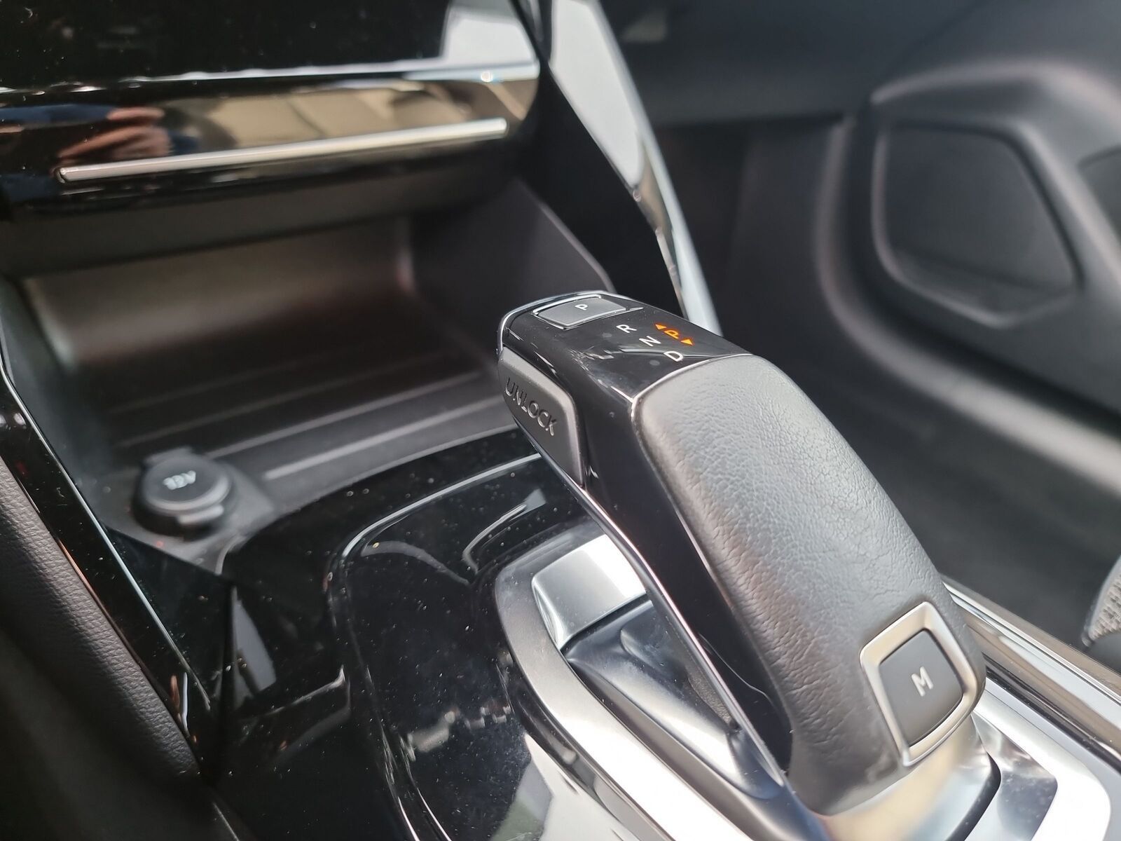 Peugeot 208 GT - Samsaru's Car Outlet