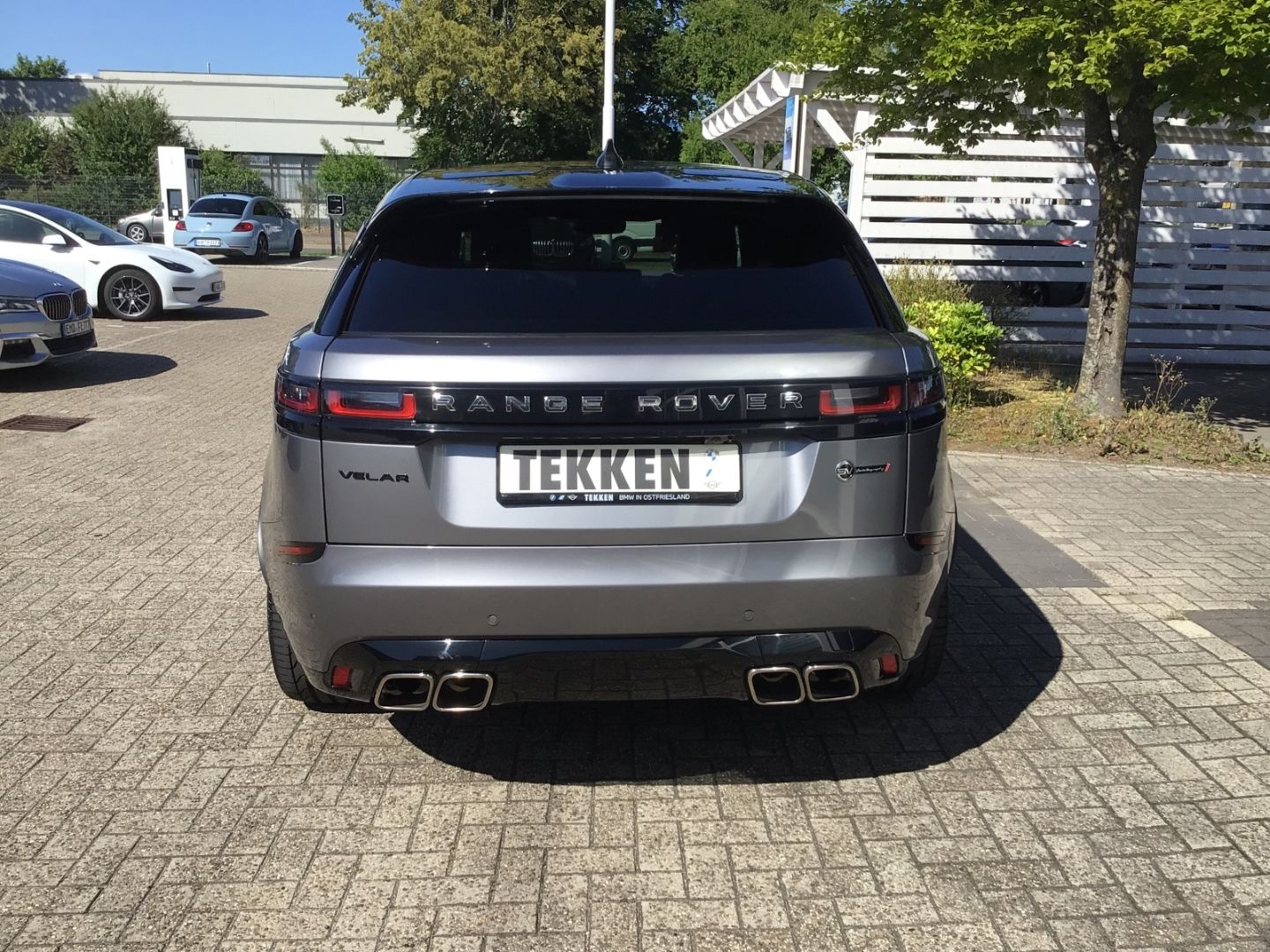 Range Rover Velar SV Autobiography Dynamic - Samsaru's Car Outlet