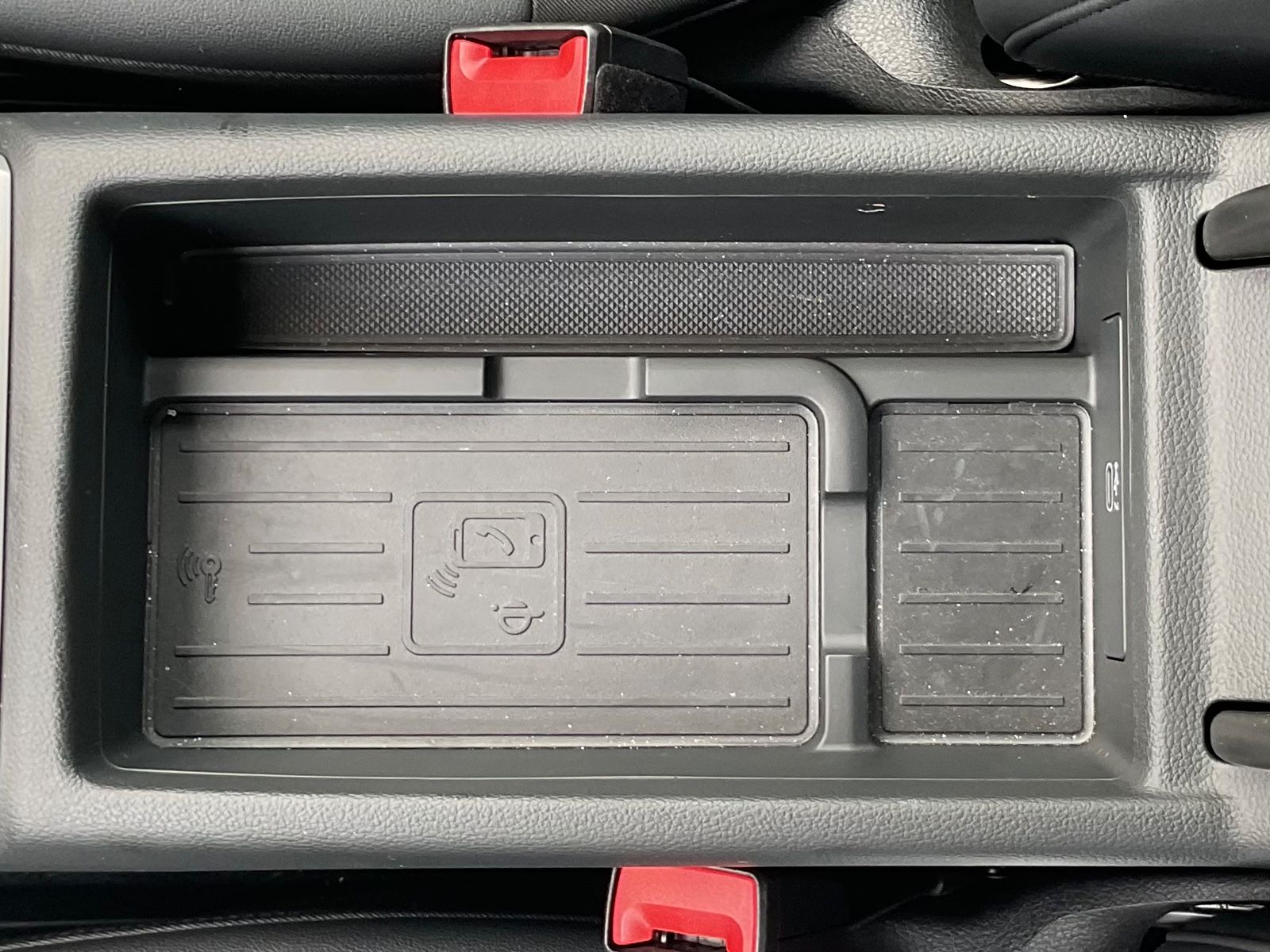 Audi A4 Av.40 TDI quattro advanced - Samsaru's Car Outlet