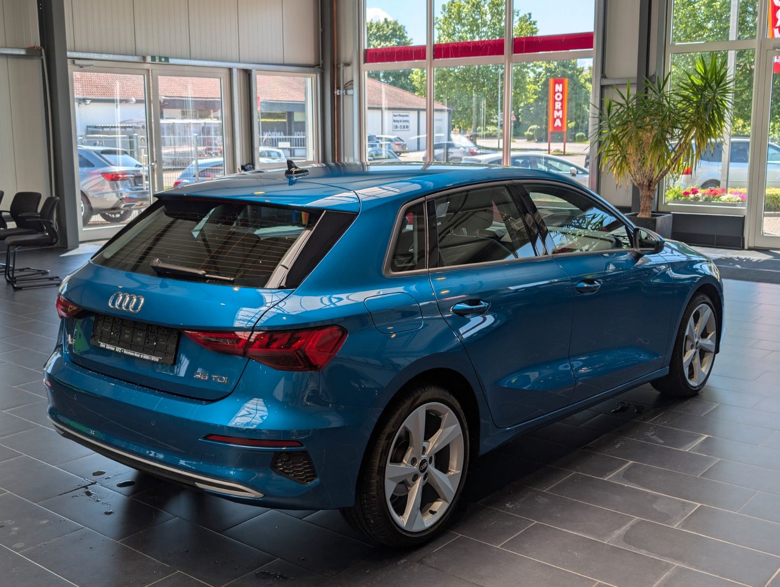Audi A3 35 TDI Sportback S tronic advanced - Samsaru's Car Outlet
