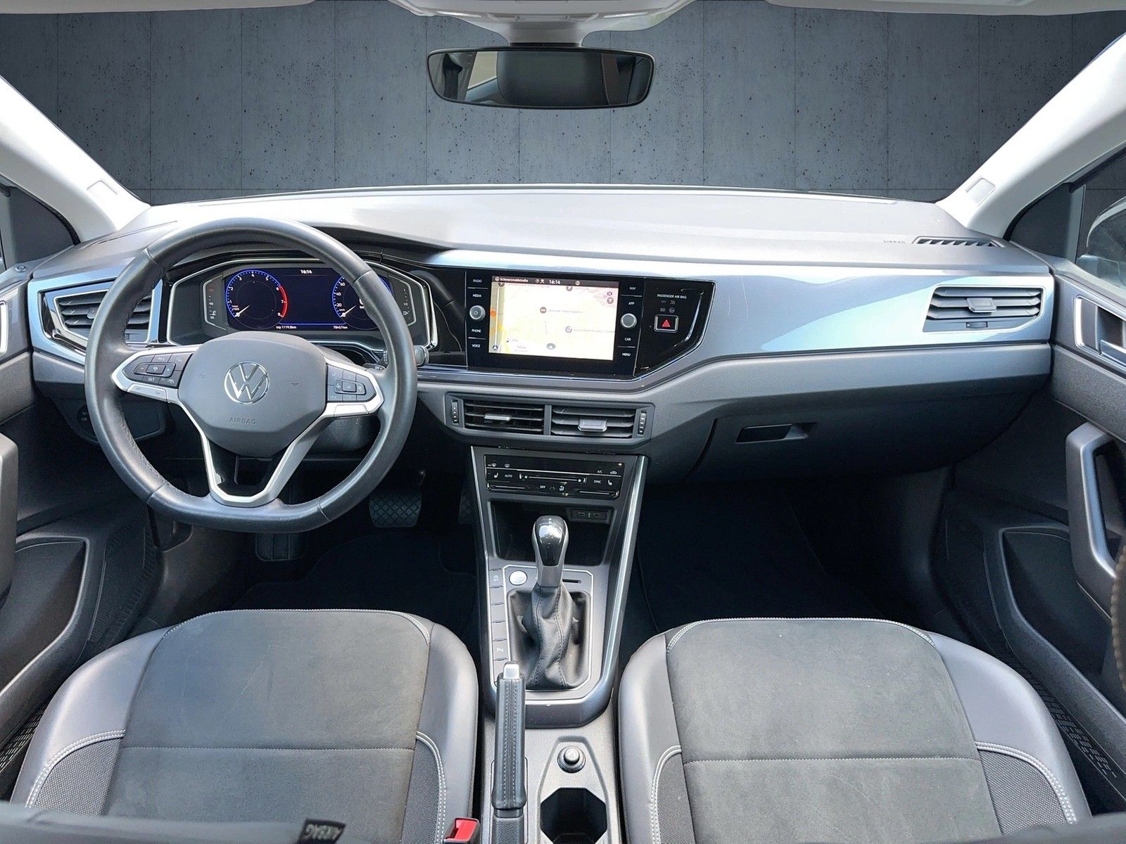 Volkswagen Polo Style 1.0 TSI DSG - Samsaru's Car Outlet