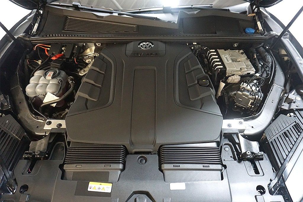 Volkswagen Touareg 3.0TDI Tiptr. 2xR-Line 4M Virtual VOLL