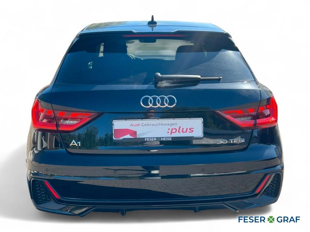Audi A1 Sportback S-line 30 TFSI S-tronic - Samsaru's Car Outlet