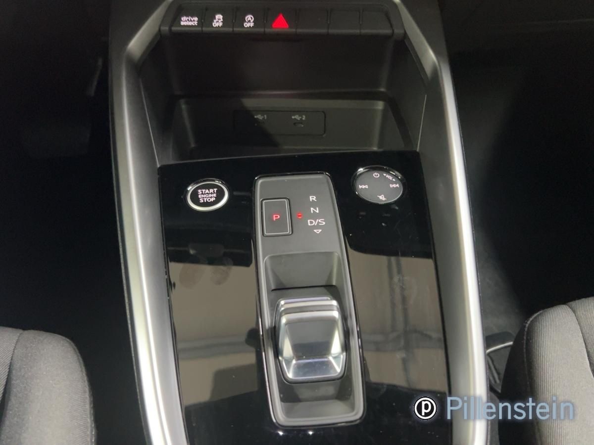 Audi A3 LIMO TDI S-TR ADVANCED AHK+LED+OPTIK+17"