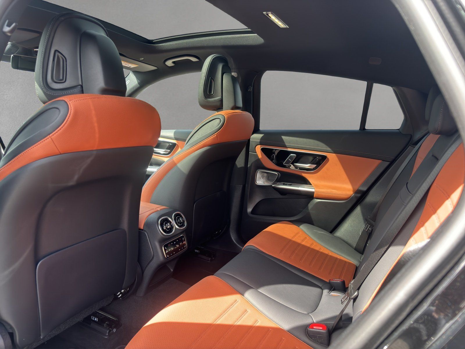 Mercedes-Benz GLC 450 d Cpé AMG Prem+ DISTRO Pano AIRMATIC AHK