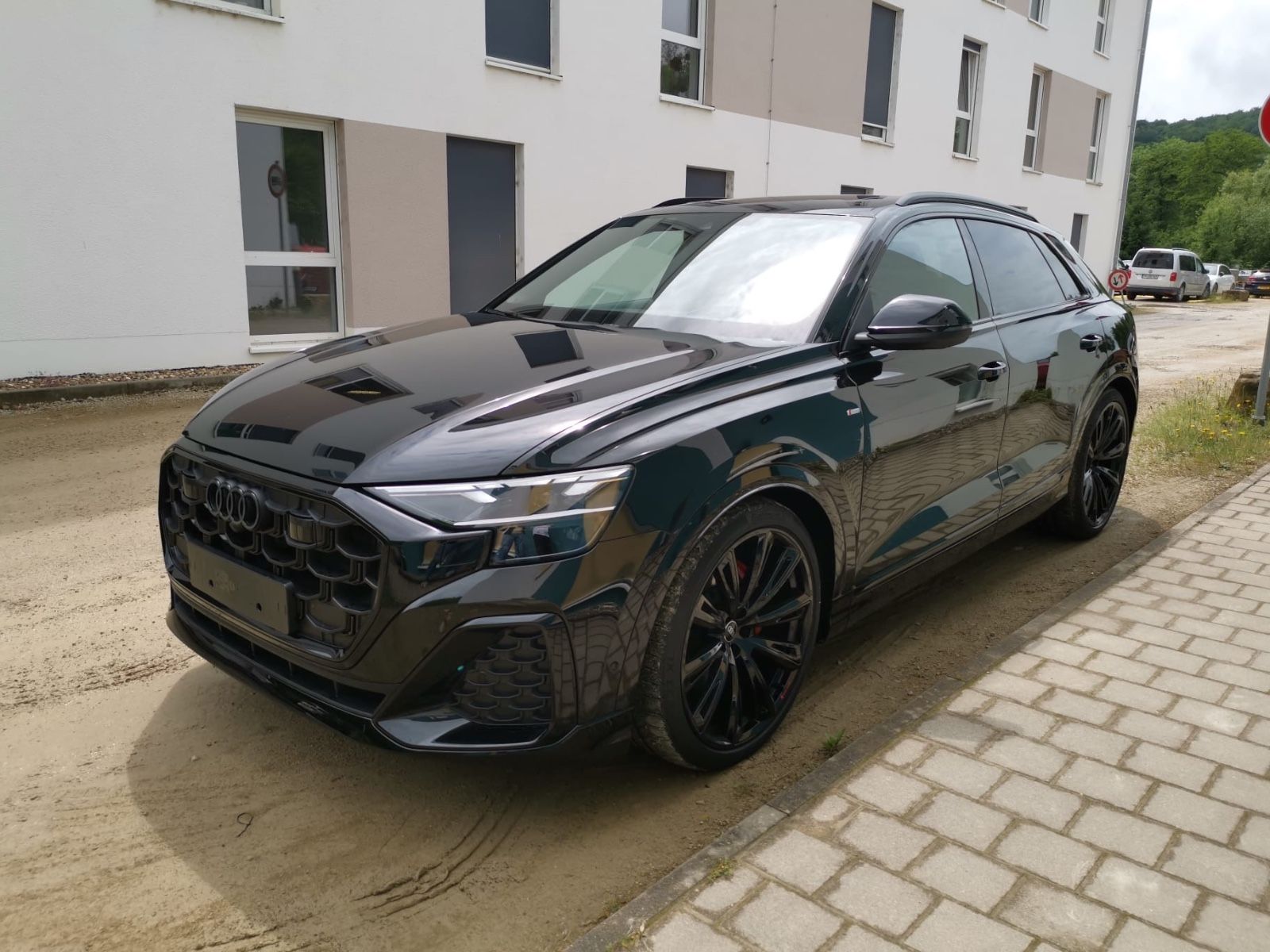 Audi Q8 50TDI S Line - Samsaru's Car Outlet
