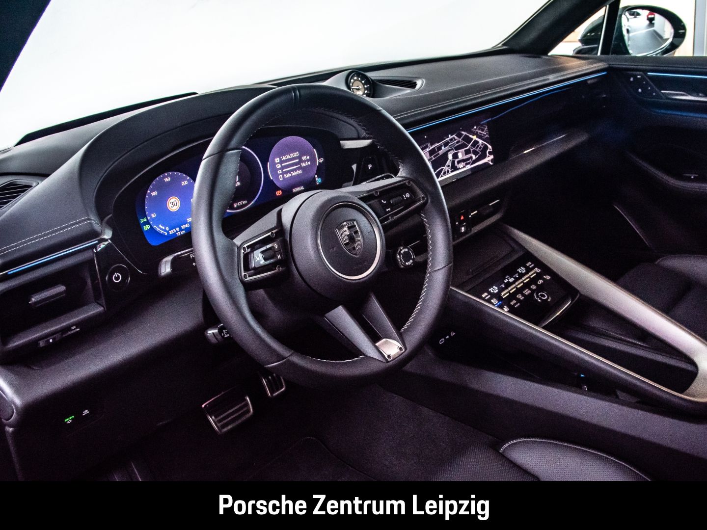 Porsche Macan Turbo Burmester InnoDrive AR-HeadUp