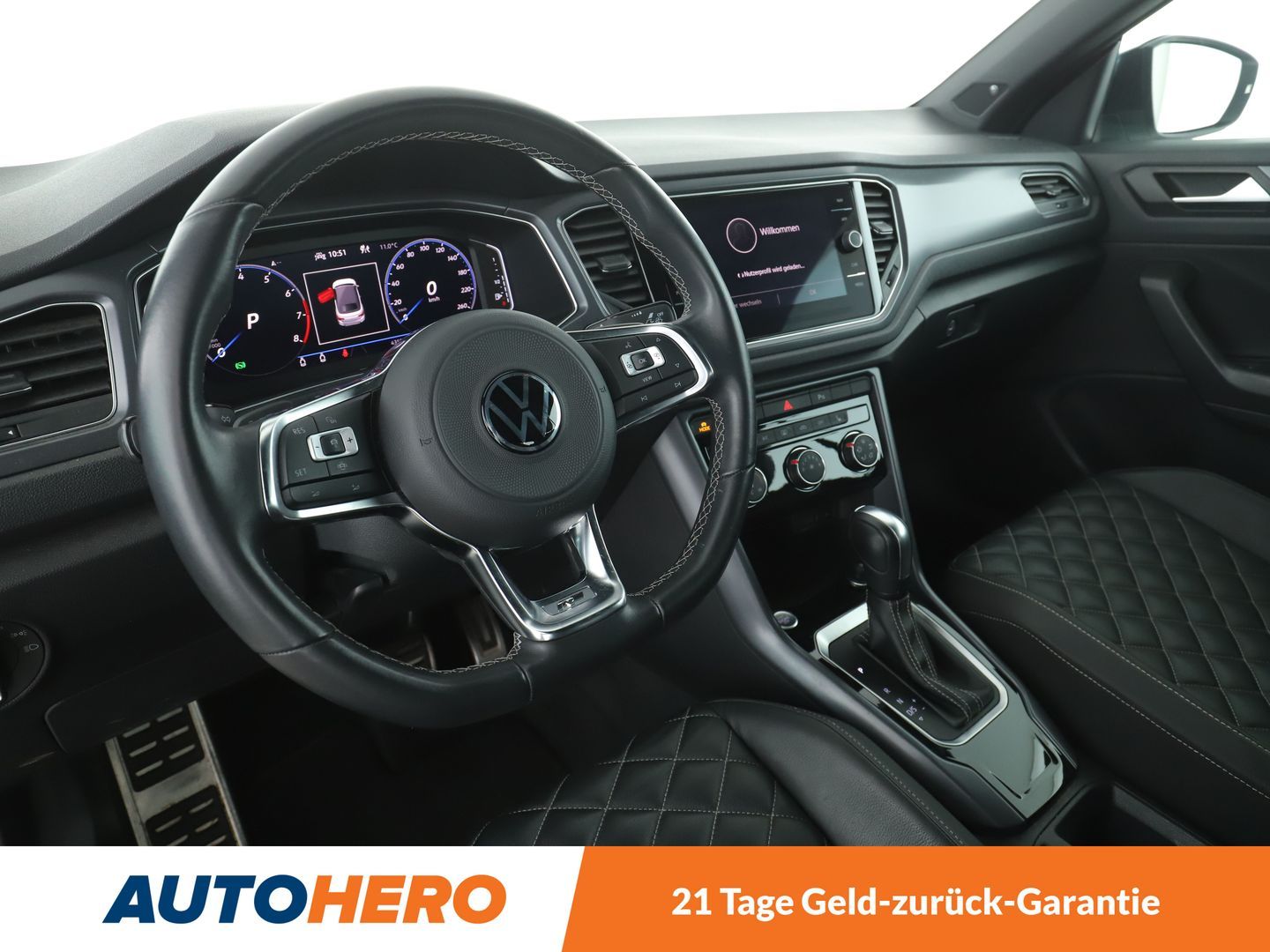 Volkswagen T-Roc 1.5 TSI ACT R-Line - Samsaru's Car Outlet
