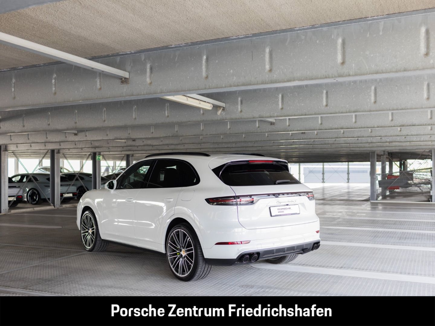 Porsche Cayenne Turbo S E-Hybrid BOSE Sportabgasanlage A