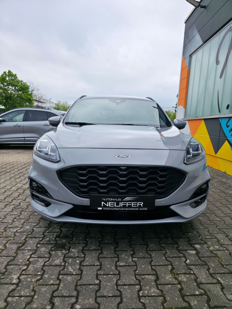 Ford Kuga Hybrid AWD - Samsaru's Car Outlet