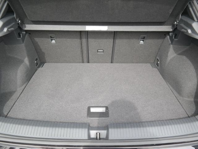 Volkswagen T-Roc Sport 1.5 TSI DSG - Samsaru's Car Outlet